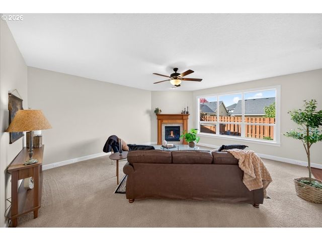 1145 34TH Pl, Forest Grove, OR 97116