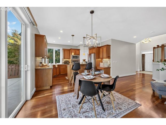 1145 34TH Pl, Forest Grove, OR 97116
