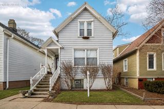 2557 Gordon PLACE, Milwaukee, WI 53212