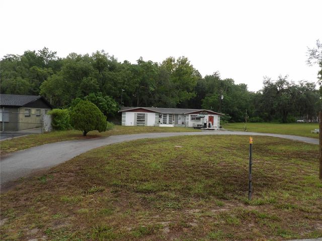 9706 MOON LAKE RD, New Port Richey, FL 34654