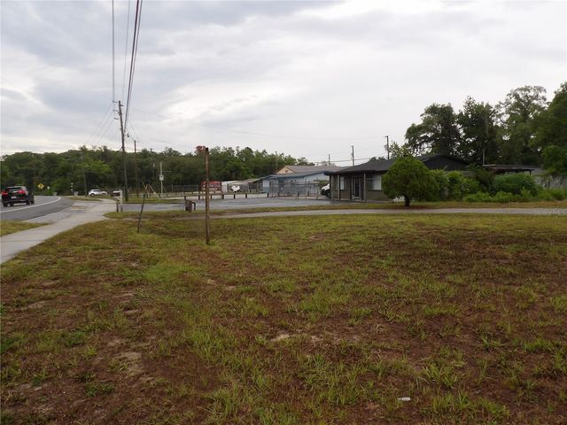 9706 MOON LAKE RD, New Port Richey, FL 34654