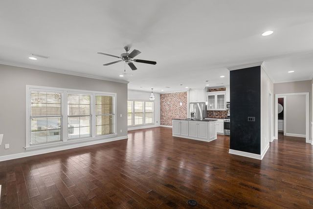 202 Cotton Ridge Ln, Dothan, AL 36301