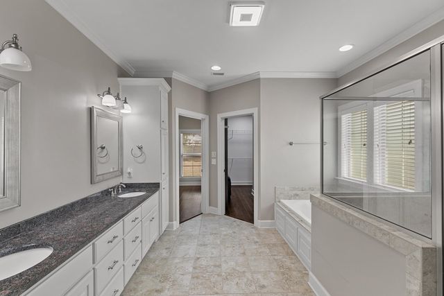 202 Cotton Ridge Ln, Dothan, AL 36301