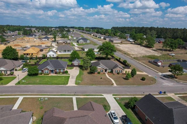 202 Cotton Ridge Ln, Dothan, AL 36301