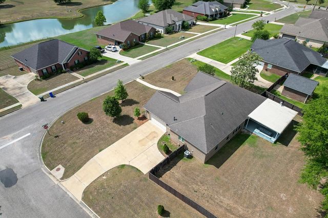 202 Cotton Ridge Ln, Dothan, AL 36301