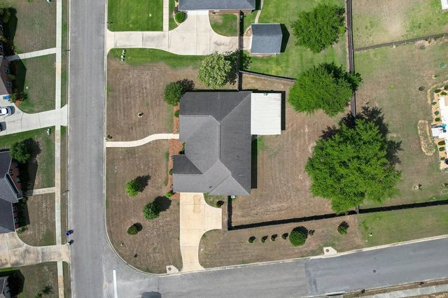 202 Cotton Ridge Ln, Dothan, AL 36301