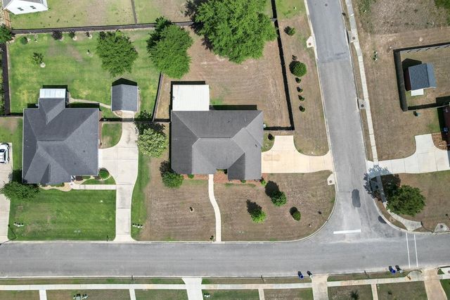 202 Cotton Ridge Ln, Dothan, AL 36301