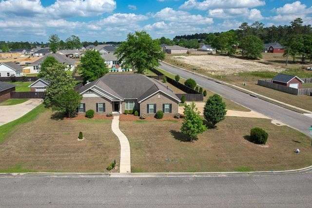 202 Cotton Ridge Ln, Dothan, AL 36301