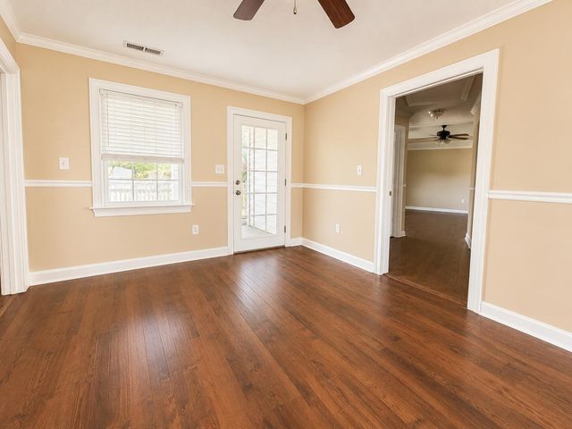 1075 Sullivan Street, Turbeville, SC 29162