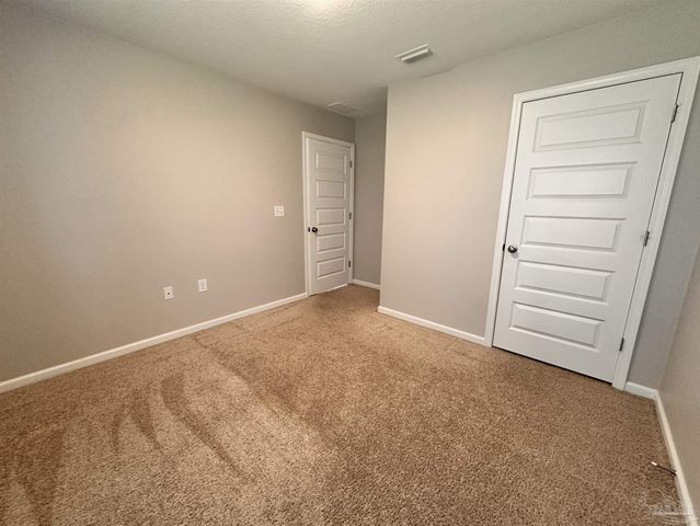 7404 Oak Lake Blvd, Pensacola, FL 32526