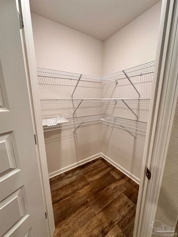 7404 Oak Lake Blvd, Pensacola, FL 32526