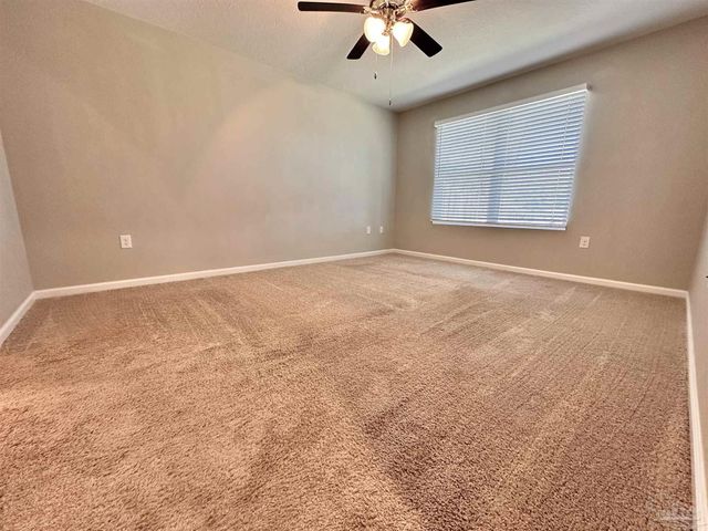 7404 Oak Lake Blvd, Pensacola, FL 32526