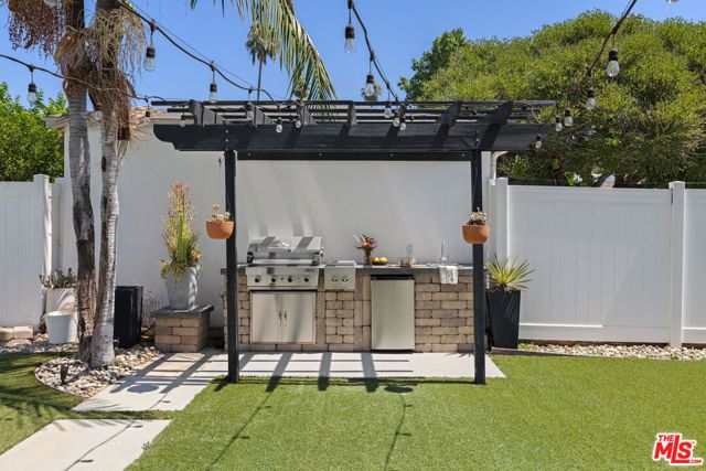 3711 Collis Avenue, Los Angeles, CA 90032