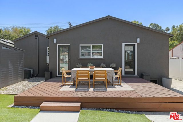 3711 Collis Avenue, Los Angeles, CA 90032