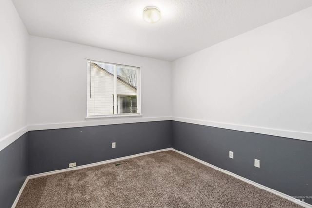 11719 W Huckleberry Dr, Nampa, ID 83651