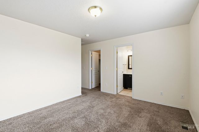 11719 W Huckleberry Dr, Nampa, ID 83651