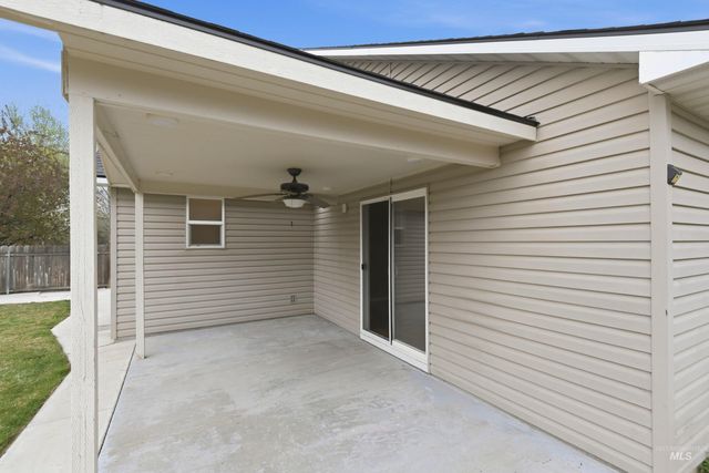 11719 W Huckleberry Dr, Nampa, ID 83651