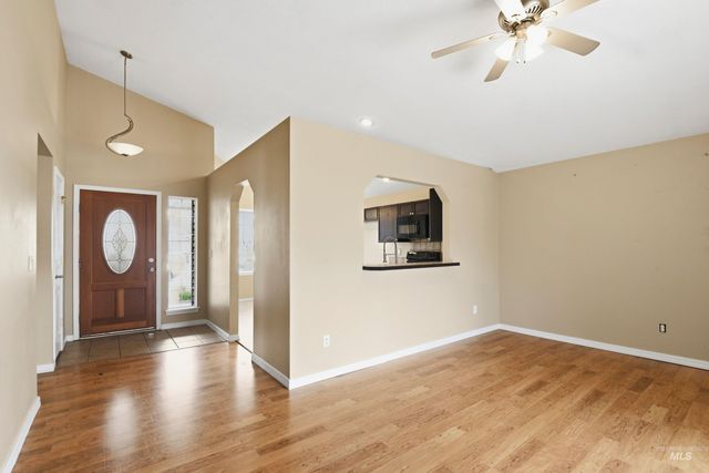 11719 W Huckleberry Dr, Nampa, ID 83651