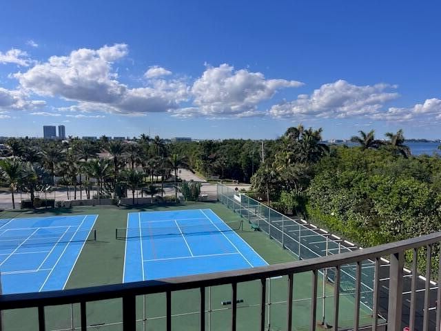 4200 N Ocean Drive 2-405, Singer Island, FL 33404