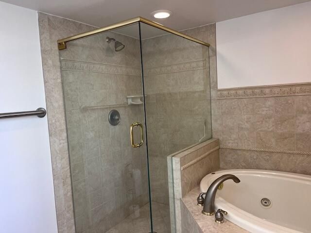 4200 N Ocean Drive 2-405, Singer Island, FL 33404