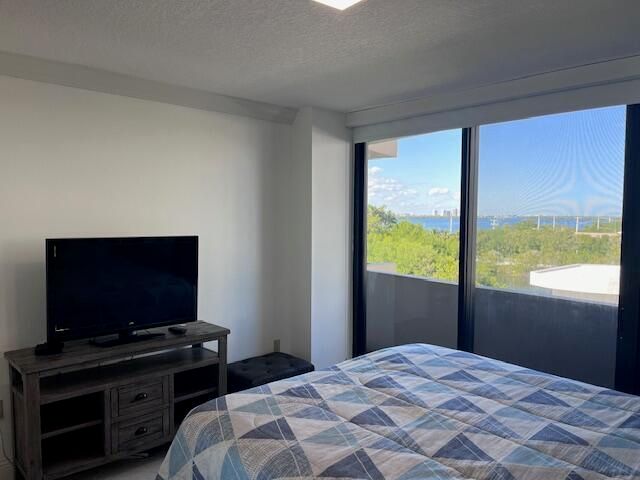 4200 N Ocean Drive 2-405, Singer Island, FL 33404