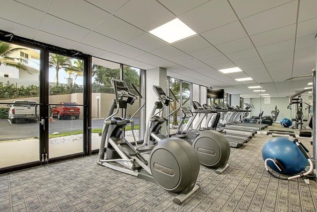 4200 N Ocean Drive 2-405, Singer Island, FL 33404