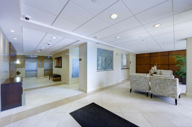 4200 N Ocean Drive 2-405, Singer Island, FL 33404