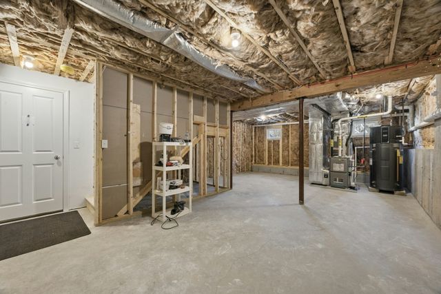 37 Martin, Douglas, MA 01516