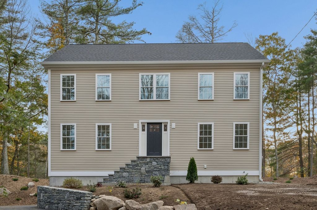 37 Martin, Douglas, MA 01516