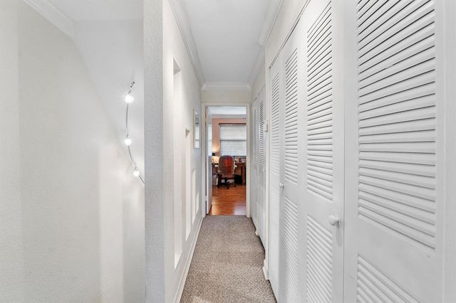 2725 NE 15th Street, Pompano Beach, FL 33062