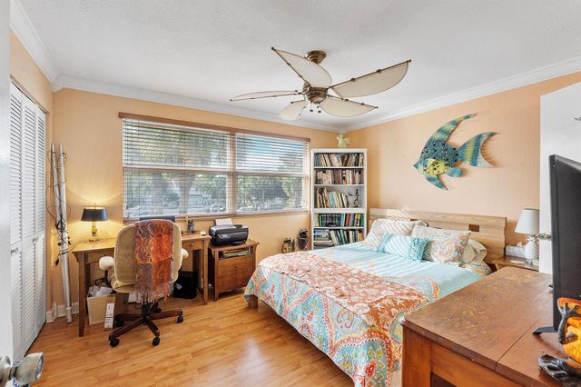 2725 NE 15th Street, Pompano Beach, FL 33062