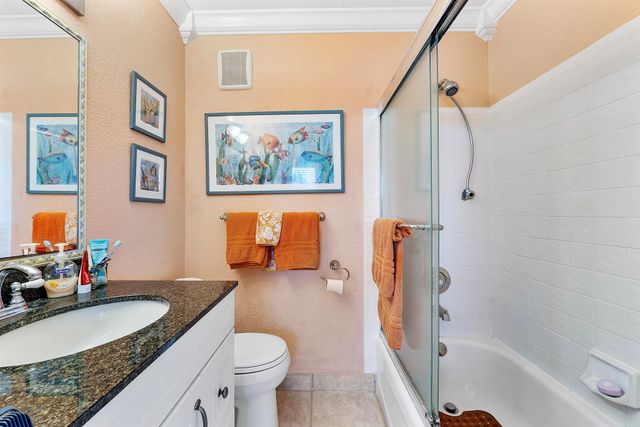 2725 NE 15th Street, Pompano Beach, FL 33062