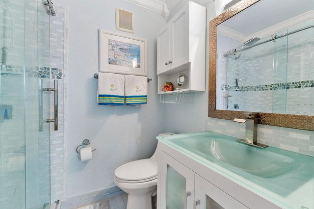 2725 NE 15th Street, Pompano Beach, FL 33062