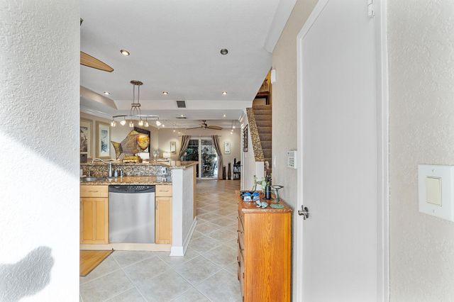 2725 NE 15th Street, Pompano Beach, FL 33062