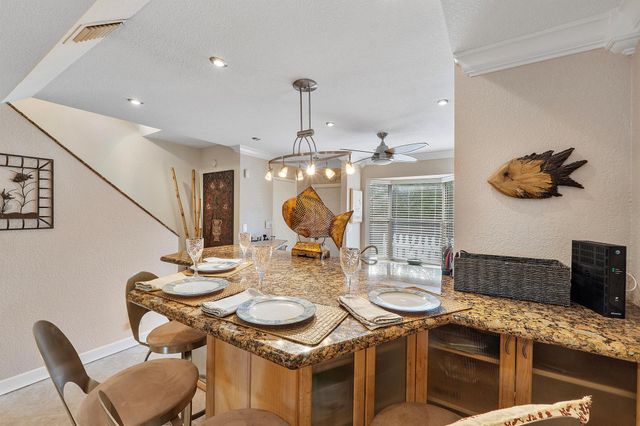 2725 NE 15th Street, Pompano Beach, FL 33062