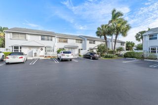 2725 NE 15th Street, Pompano Beach, FL 33062