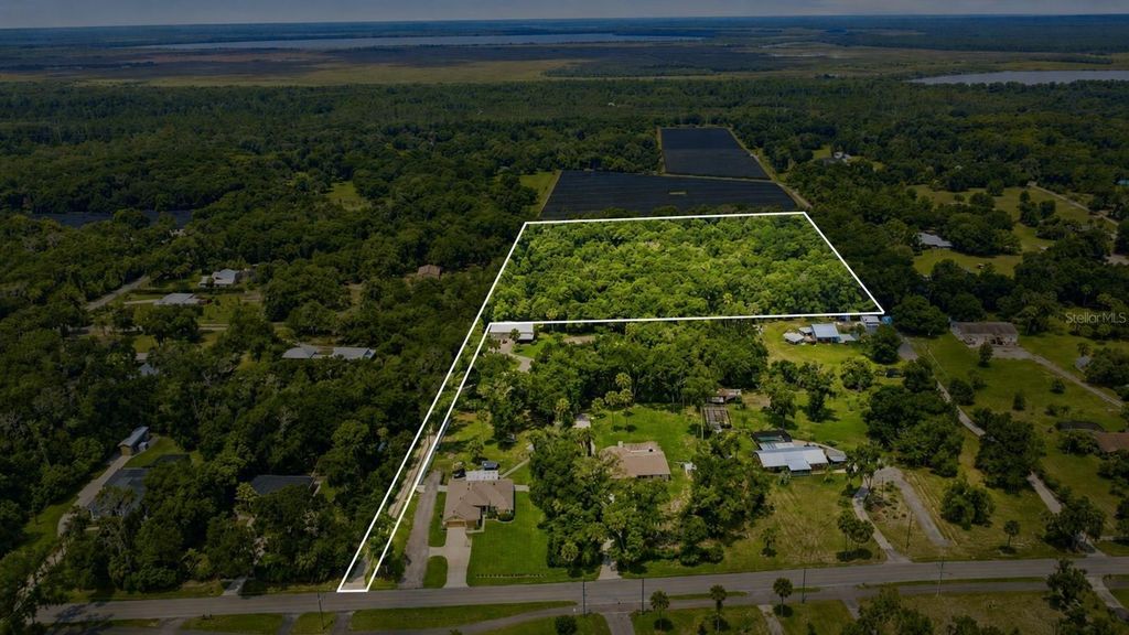 GRAND AVENUE, Deland, FL 32720