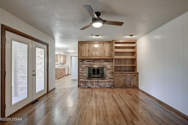 2614 S Michigan Avenue, Joplin, MO 64804