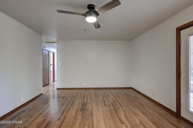 2614 S Michigan Avenue, Joplin, MO 64804