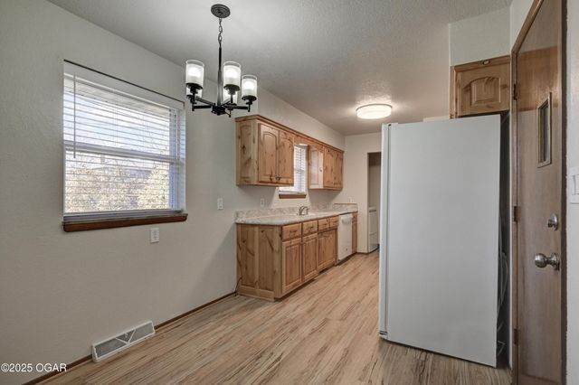 2614 S Michigan Avenue, Joplin, MO 64804