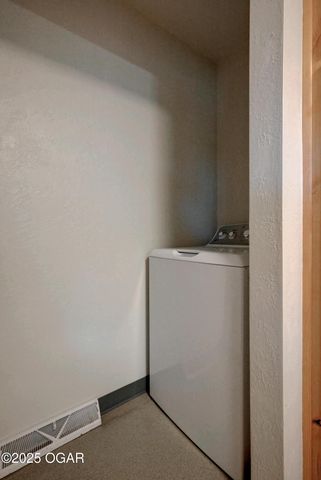 2614 S Michigan Avenue, Joplin, MO 64804