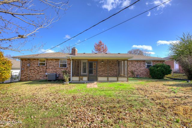 2614 S Michigan Avenue, Joplin, MO 64804