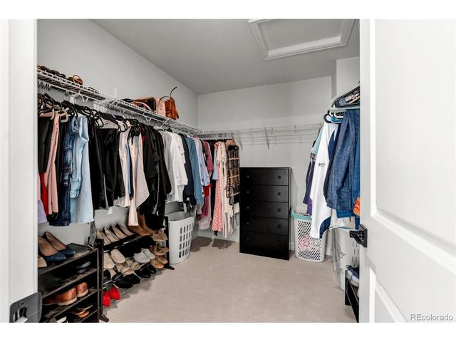 5534 Riverbend Ave, Longmont, CO 80504