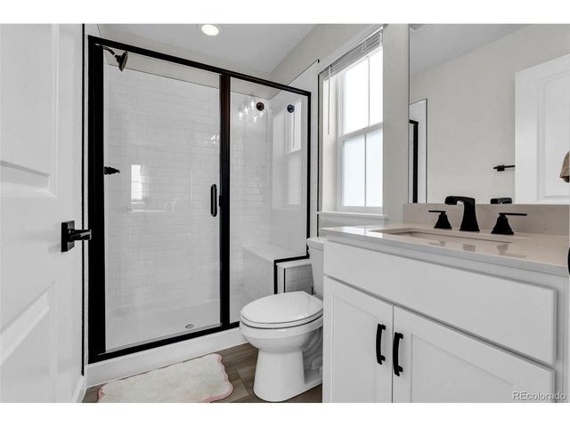 5534 Riverbend Ave, Longmont, CO 80504