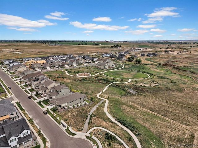 5534 Riverbend Ave, Longmont, CO 80504