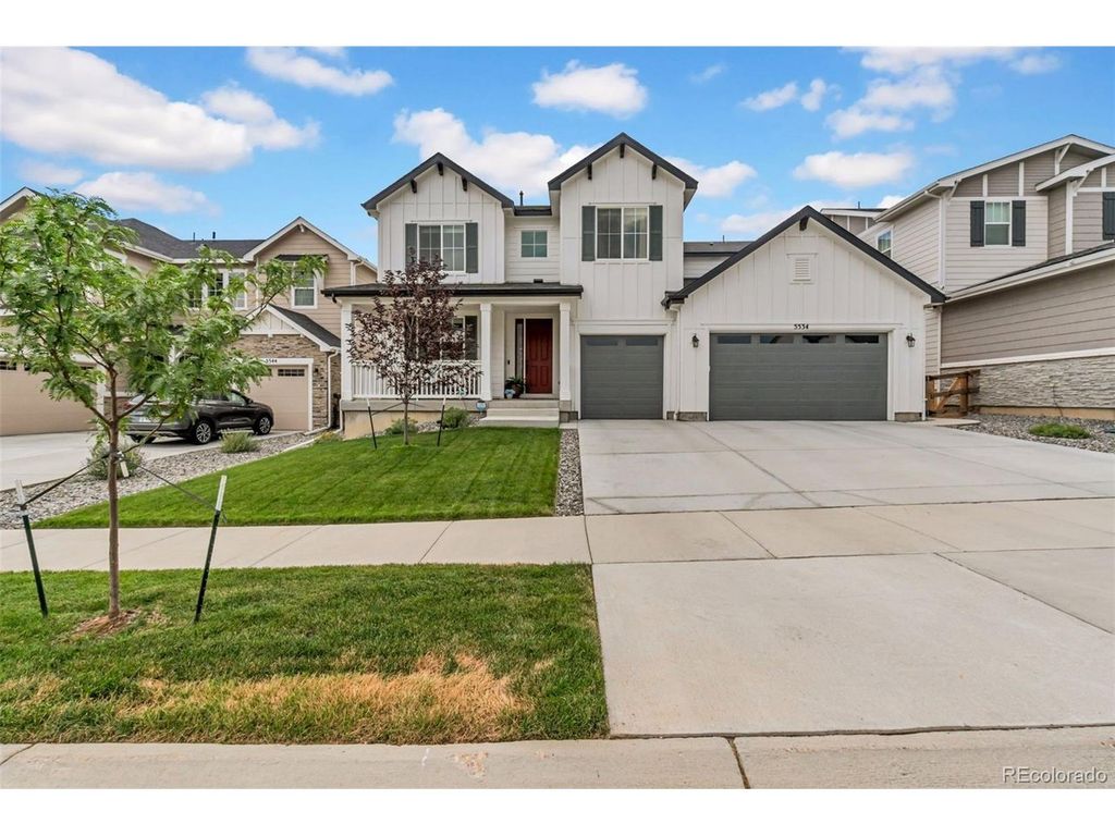 5534 Riverbend Ave, Longmont, CO 80504