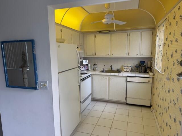 116 Lyndhurst F 116, Deerfield Beach, FL 33442