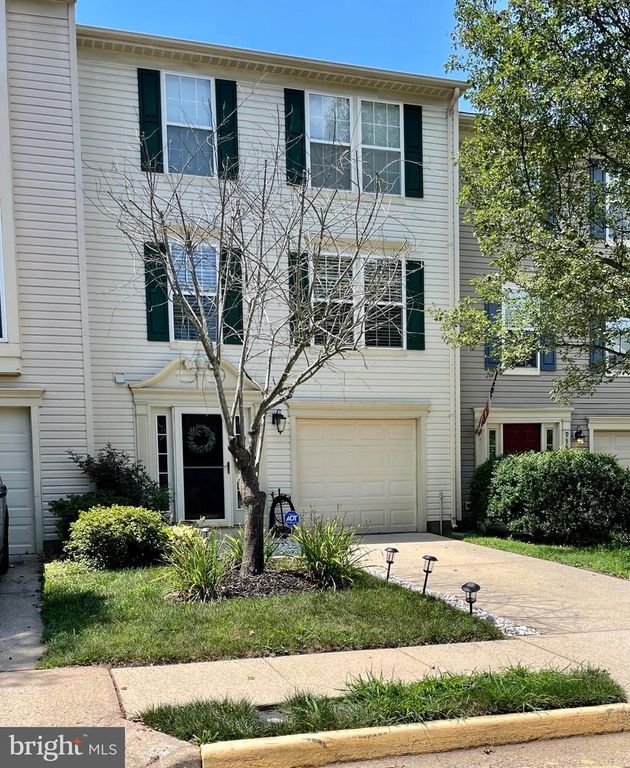 9338 GARST DR, Manassas, VA 20110