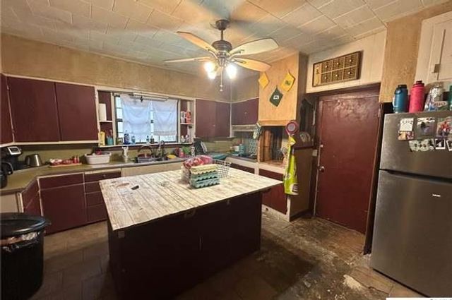 419 Main ST, Lometa, TX 76853