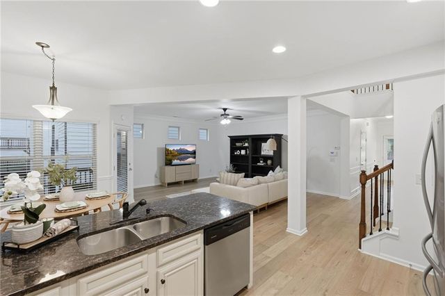 2999 Woodward Down Trail, Buford, GA 30519